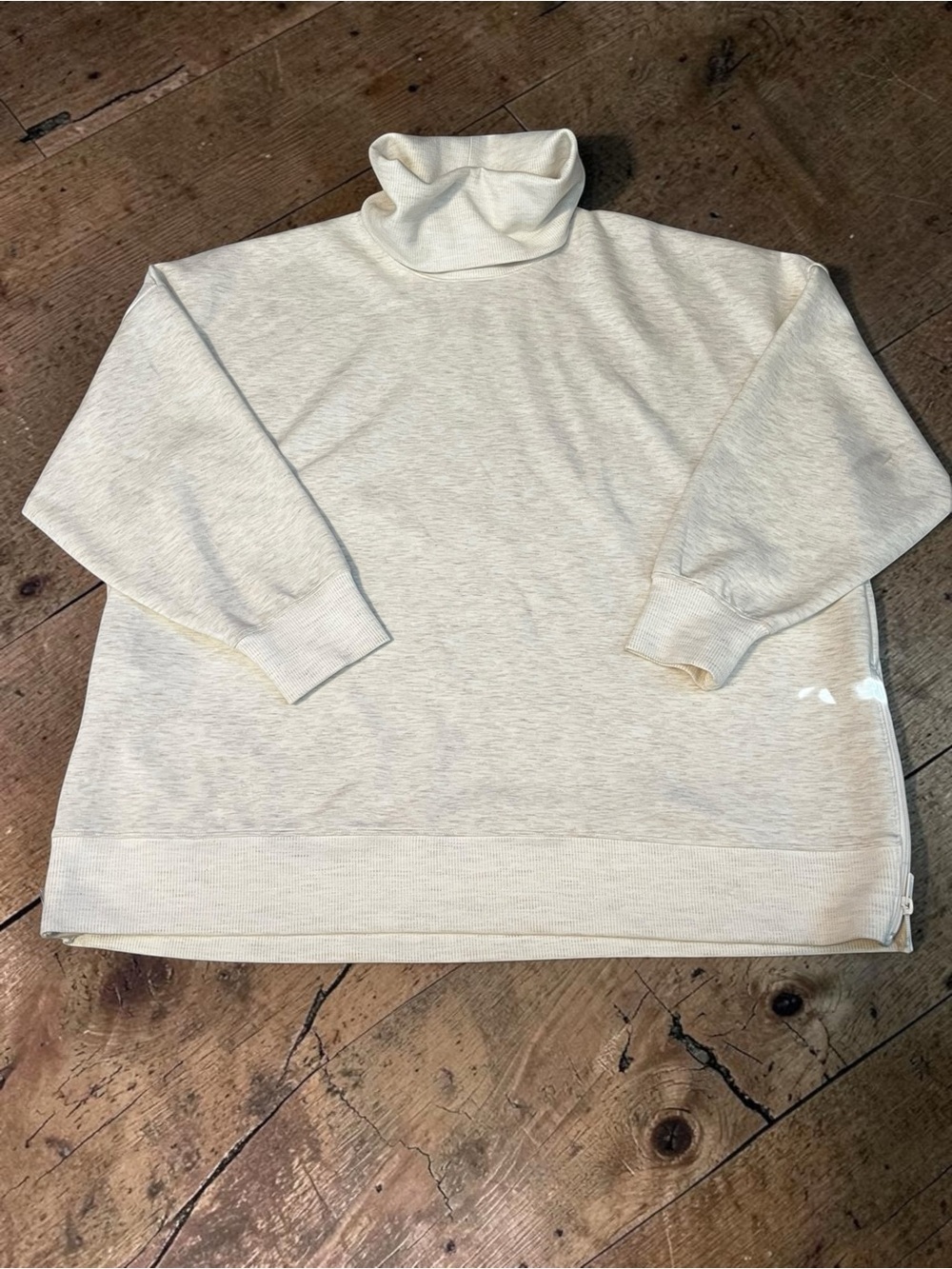 Target Cream Airy Sleek!! Turtleneck Pullover